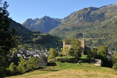 Vue sur Luz-Saint-Sauveur - Bruno Valcke - Accompagnateur en Montagne