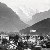 Jungfrau vue d'Interlaken par Braun
