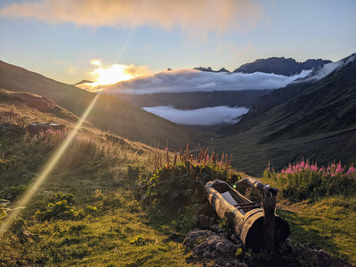 Levé de soleil depuis le refuge Levé de soleil depuis le refuge