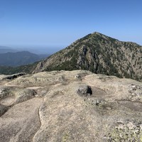 Dalle plane du Sommet du Mont Tretorre (en arrière plan le Monte Cervellu)