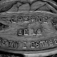 Panneau sculpté