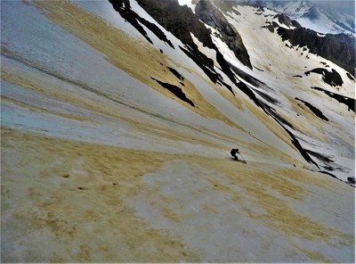 [Concours Photo Sophie 2021] Ski de juin, sur le sable du Sahara