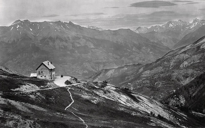 Montagnes ubayennes, Aiguille et Brec de Chambeyron à droite, vues du Col d'Allos (CPA) Montagnes ubayennes, Aiguille et Brec de Chambeyron à droite, vues du Col d'Allos (CPA)