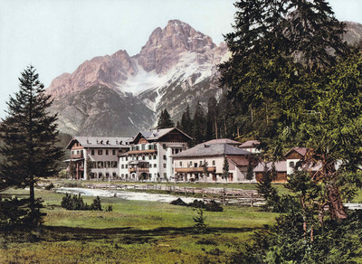 Croda Rossa vue de Carbonin, en 1900 par Photoglob N°0000008385 Croda Rossa vue de Carbonin, en 1900 par Photoglob N°0000008385