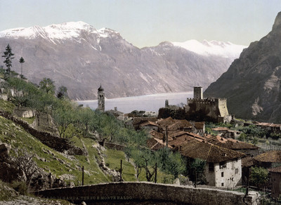 Lac de Garde vu de Tenno, en 1900 par Photoglob N°0000008617