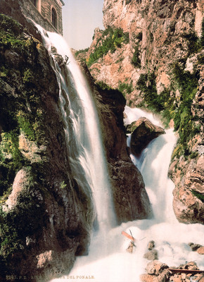 Cascade du Ponale en 1900 par Photoglob N°0000008293