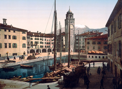 Port de Riva, lac de Garde, en 1900 par Photoglob N°0000008726