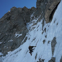 Rêve éphémère d'alpiniste Grandes Jorasses Pointe Young