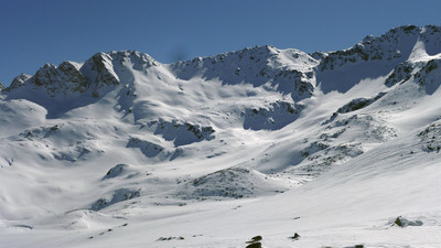 Rocher Blanc (à gauche) et Pic du Lac Blanc (au centre)