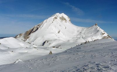 Le Grand Veymont (versant S) et son aiguillette Le Grand Veymont (versant S) et son aiguillette