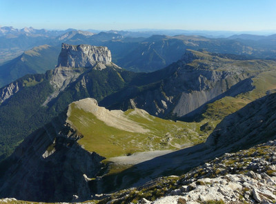 L'Aiguillette et le Mont Aiguille L'Aiguillette et le Mont Aiguille