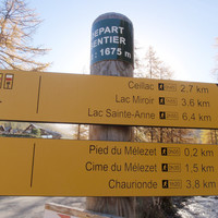 Balise du départ sur le parking proche du pont