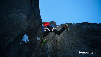 Cécile et la Mésange, Dalles Nord Ouest Aiguille du Peigne. Chamonix Mont-Blanc.