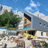 Refuge en reconstruction