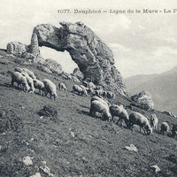 La Pierre Percée (CPA)