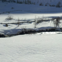 Enclos en rive droite du Drac.