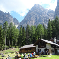 Spigolo NW au dessus du refuge