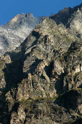 Piliers S aux Grandes Jorasses par omα Piliers S aux Grandes Jorasses par omα