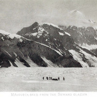 Mont Augusta vu du glacier Seward par Vittorio Sella