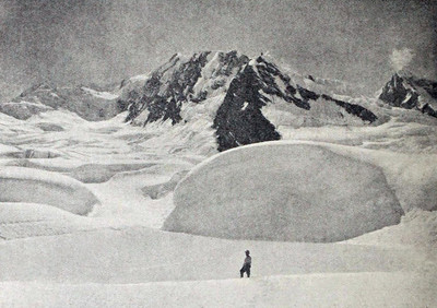 Lac entre les séracs du Glacier Newton par Vittorio Sella Lac entre les séracs du Glacier Newton par Vittorio Sella