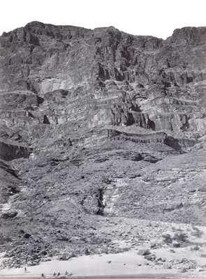 Colorado Grand Cañon, par Timothy H. O'Sullivan en 1873 Colorado Grand Cañon, par Timothy H. O'Sullivan en 1873