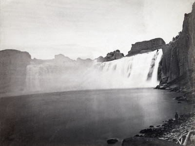 Shoshone Falls, Snake River, Idaho, par Timothy H. O'Sullivan en 1868 Shoshone Falls, Snake River, Idaho, par Timothy H. O'Sullivan en 1868
