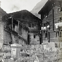 Cimetière de Zermatt par Gabriel Loppé en 1890