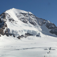 Mönch-Face_Sud_et_arêtes_SW-SE
