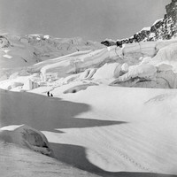 Sous le Schwarzthor par Gabriel Loppé