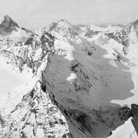 Vue du Weisshorn par Gabriel Loppé. Cervin, Dent d'Hérens, Dent Blanche, Obergabelhorn, Zinalrothorn, Schalihorn