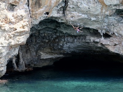 [Concours Photo Sophie 2022] Flying above water