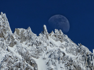 [Concours Photo Sophie 2022] lever de lune en plein jour 