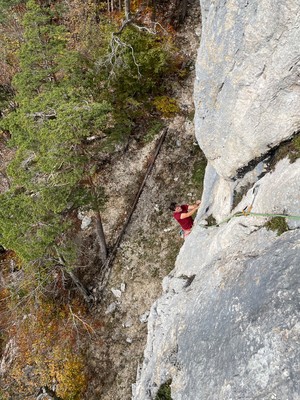 Pietro dans la Face de Frinvillier (L1) Pietro dans la Face de Frinvillier (L1)