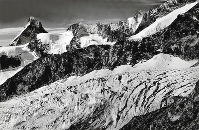 Glacier Trift et cabane du Rothorn par Gyger