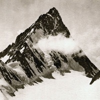 Finsteraarhorn vu du Galmihorn par Gyger