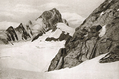 Finsteraarhorn, ancienne cabane de l'Oberaarhorn,  par Gyger