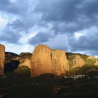 Malos de Riglos : Vue générale
