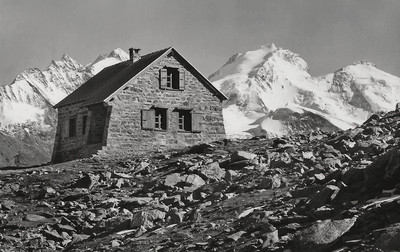 Ancienne Topali-Hütte, Dom, Täschhorn par Gyger