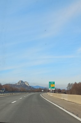 Zir seen from the autoroute (heading N)