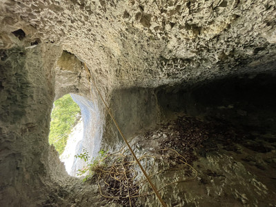 La grotte de "Plancouët" La grotte de "Plancouët"