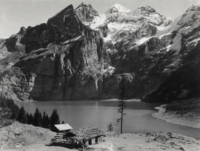 Oeschinensee et Blümlisalp par Gyger
