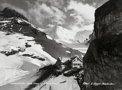 Hohtürlihütte par Gyger