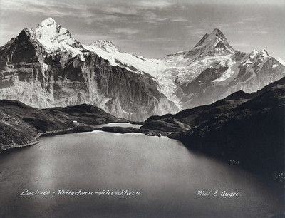 Wetterhorn - Schreckhorn - vus du Bachsee par Gyger