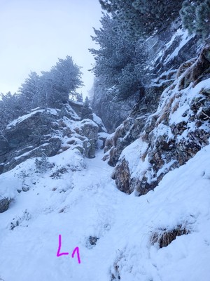 attaque de la goulotte (L1) attaque de la goulotte (L1)