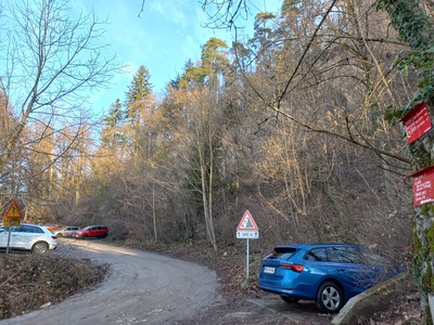 Potoče lower parking lot