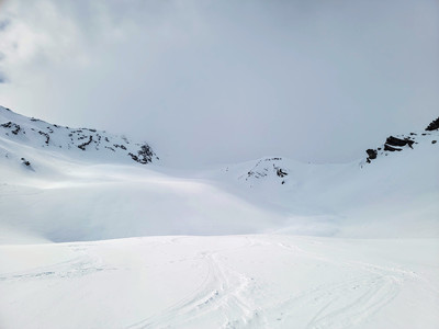 Col Charrat, versant NE (à droite)