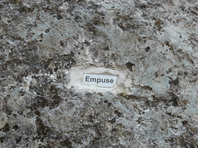 Nom de voie : Empuse Nom de voie : Empuse