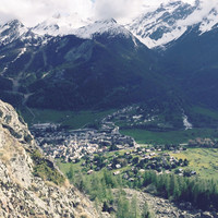 Le Monêtier-les-bains vu de la Chapelle du Puy Jaumar.