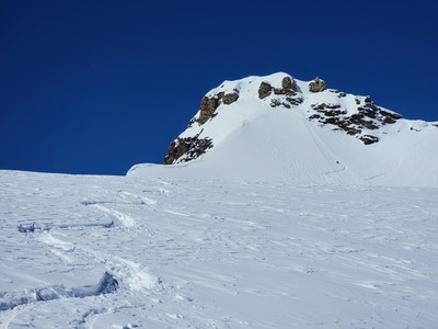 Pointe Basei face NE