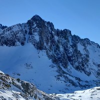 Vue sur Tavels et ces couloirs